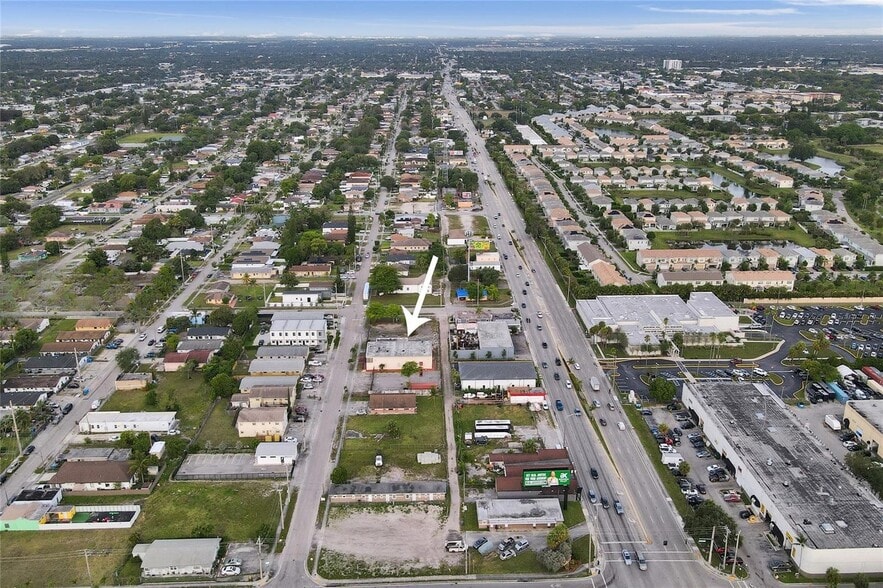 More Photos Of 4167 SW 18th St, West Park Industrial For Sale