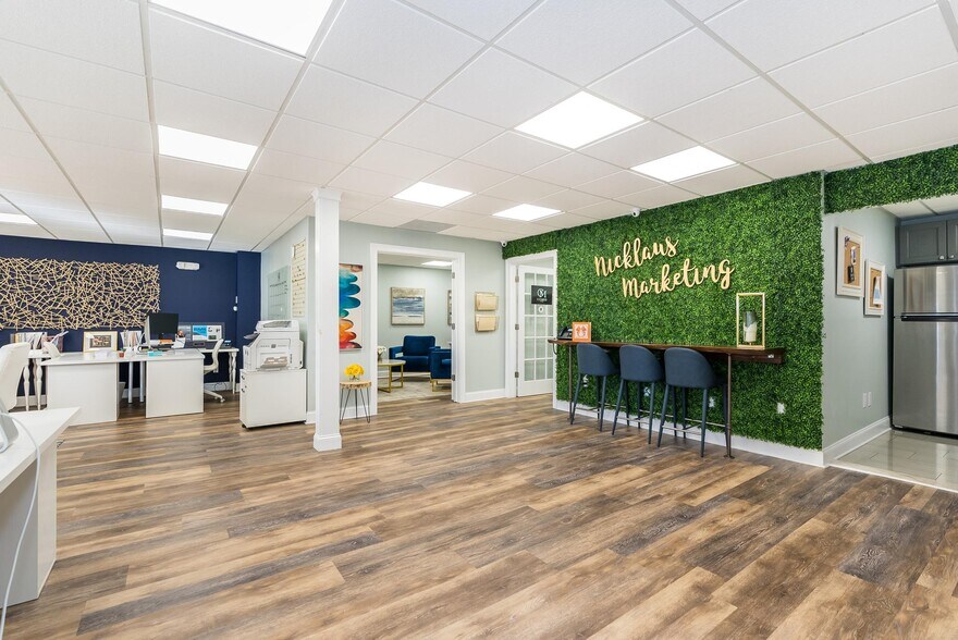 More Photos Of 10 W Hanover Ave, Randolph Office For Lease