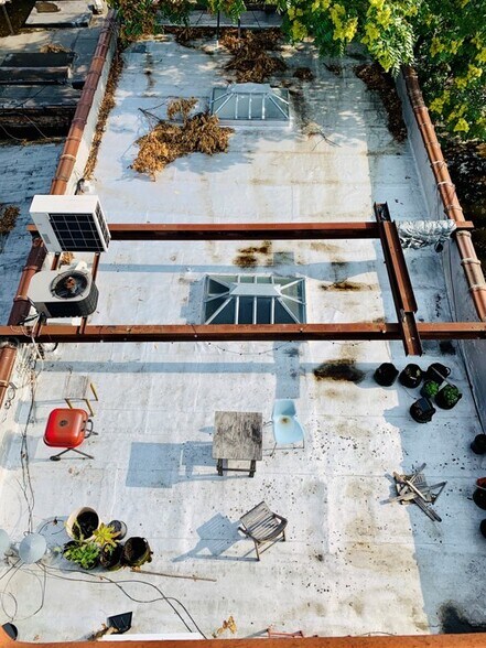 More Photos Of 98 Moore St, Brooklyn Storefront Retail Residential For Sale