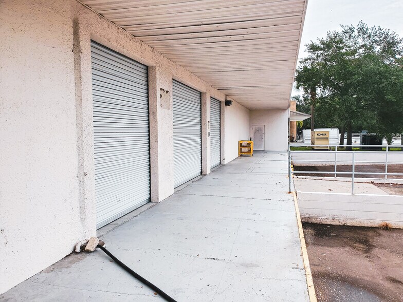 More Photos Of 12105 N 28th St, Saint Petersburg Warehouse For Sale