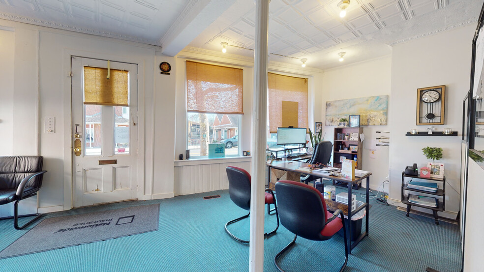 More Photos Of 934 State St, New Haven Apartments For Lease