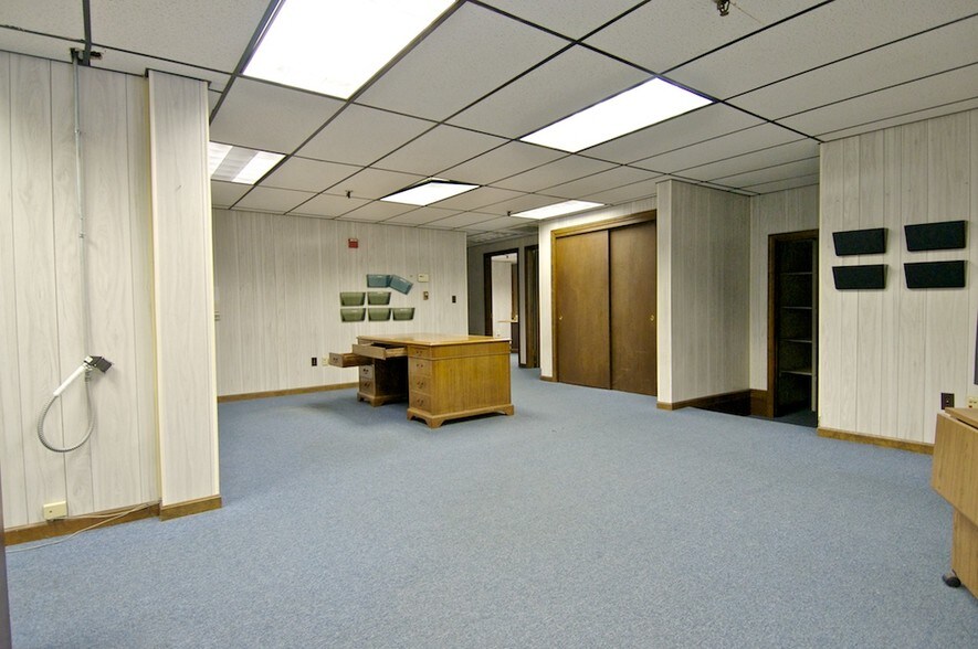 More Photos Of 81 Ingell St, Taunton Refrigeration Cold Storage For Sale