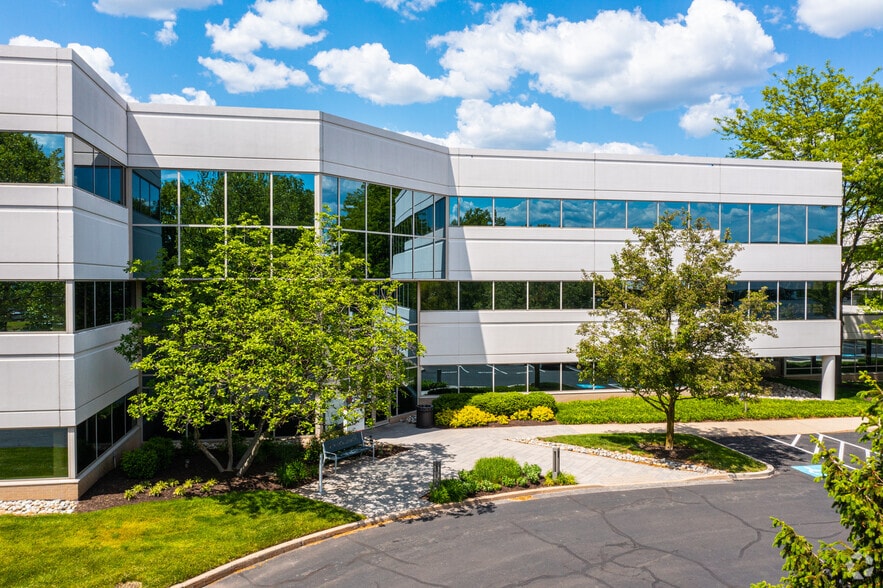 More Photos Of 240 Gibraltar Rd, Horsham Township Office For Lease