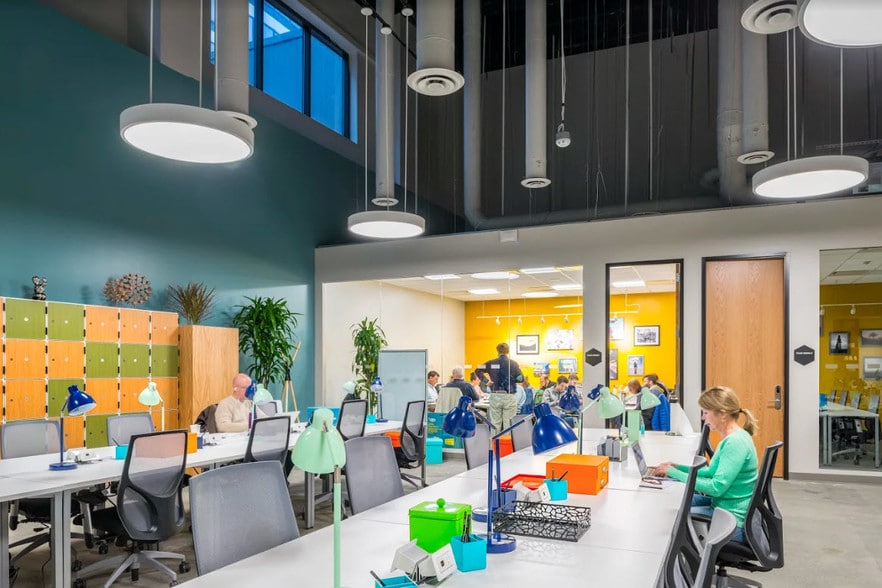 More Photos Of 1101 Wilson Blvd, Arlington Office For Lease