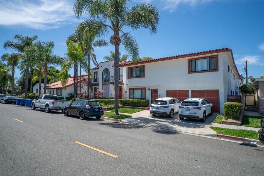 Primary Photo Of 825 Roswell Ave, Long Beach Apartments For Sale