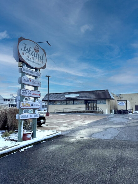 More Photos Of 2 W 9th St, Ocean City Freestanding For Lease