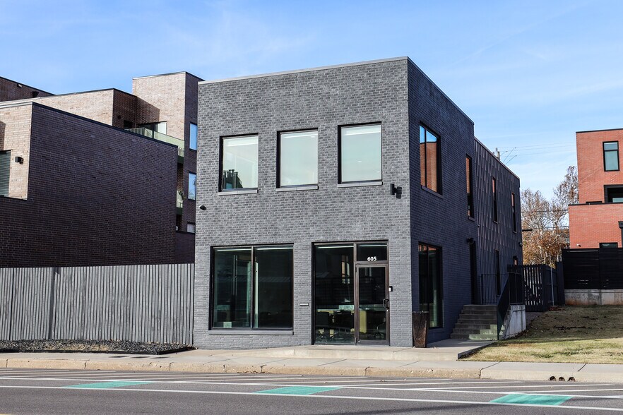 Primary Photo Of 605 NW 4th St, Oklahoma City Office For Sale