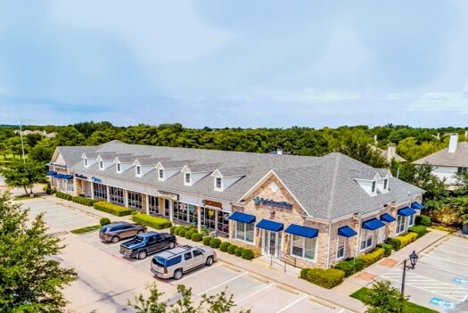 More Photos Of 5411 Basswood Blvd, Fort Worth Medical For Lease