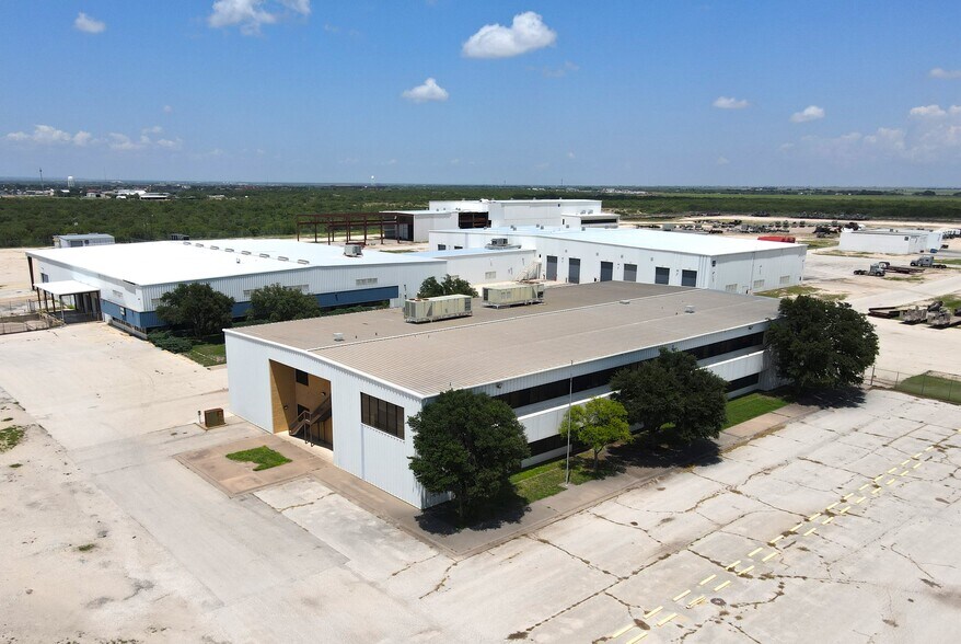 More Photos Of 1214 Gas Plant Rd, San Angelo Manufacturing For Sale