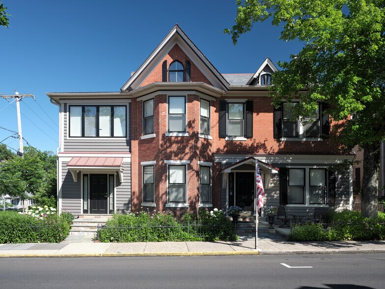 More Photos Of 67 W Court St, Doylestown Office For Lease