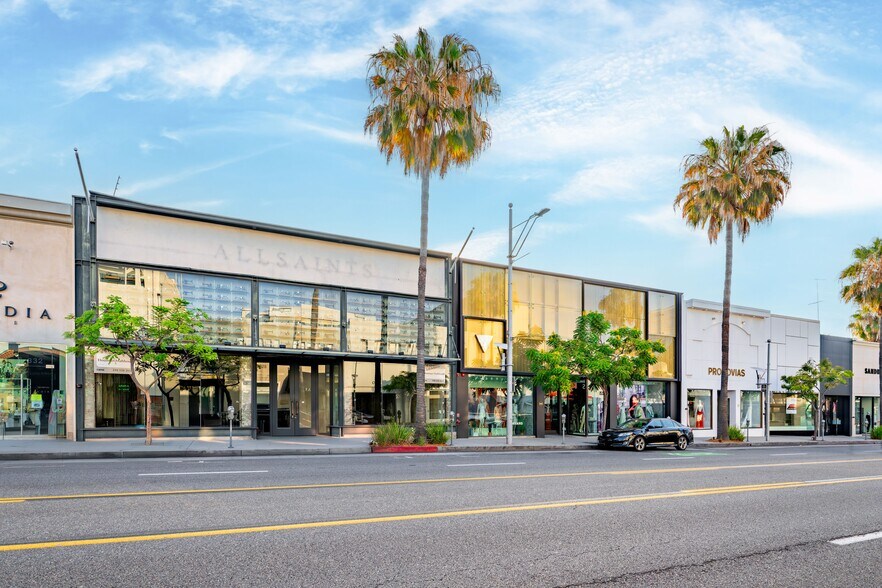 More Photos Of 320-330 N Beverly Dr, Beverly Hills Storefront For Lease