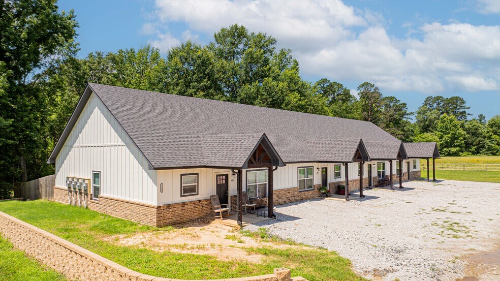 More Photos Of 128 Loye Ln, Hawkins Apartments For Sale