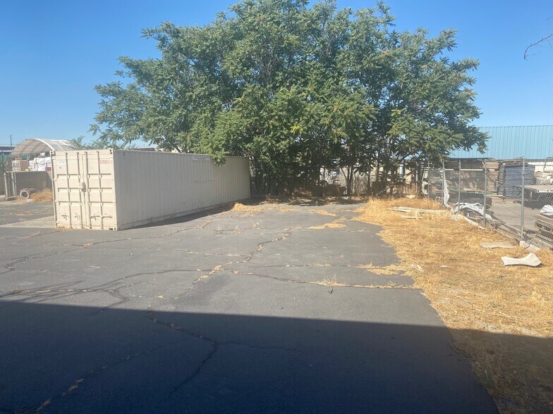 More Photos Of 1262 S Santa Fe Ave, San Jacinto Warehouse For Sale