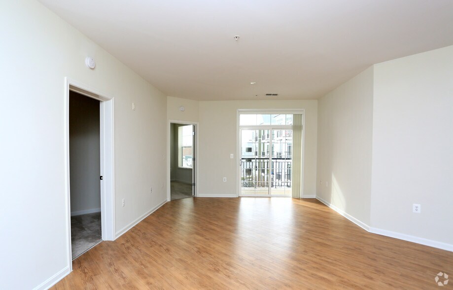 More Photos Of 2300 Washington Pl NE, Washington Apartments For Lease