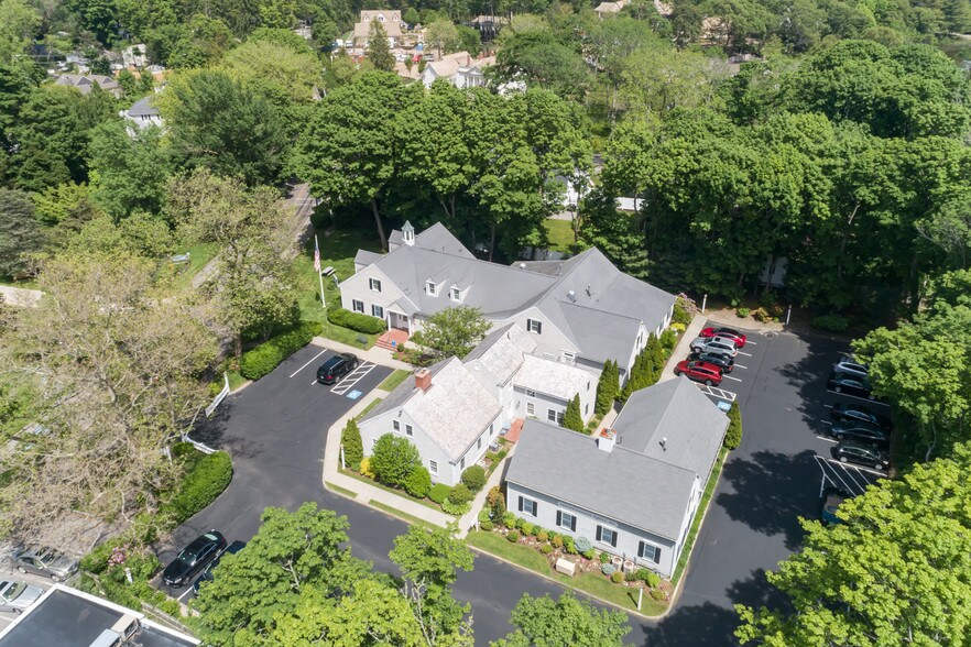 More Photos Of 683 Main St, Osterville Office For Sale