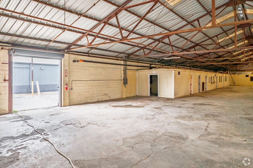 More Photos Of 4200 Blaffer St, Houston Unknown For Lease