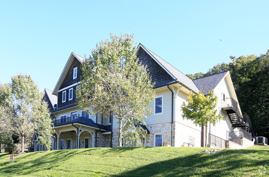 More Photos Of 1925 Old Valley Rd, Stevenson Office For Lease