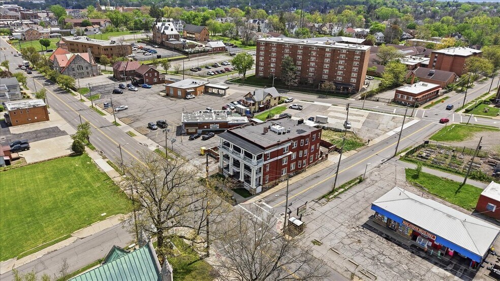 More Photos Of 283 Park Ave W, Mansfield Apartments For Sale