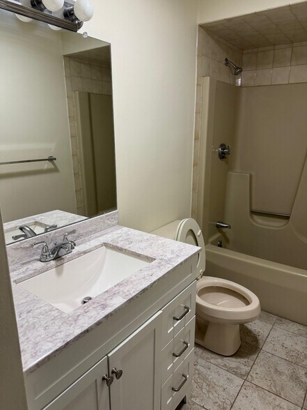 More Photos Of 6 8 12-14 Rosemont Terrace and 50-68 Woonasquatuck, Providence Apartments For Sale