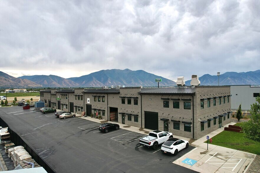 Primary Photo Of 445 N 2000 W, Springville Flex For Lease