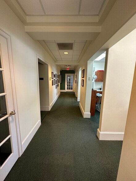 More Photos Of 1850 Bellair Blvd, Orange Park Medical For Sale