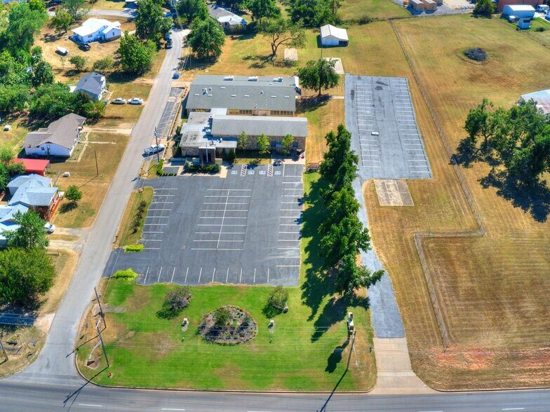 More Photos Of 2254 W Meyers Cir, Choctaw Lodge Meeting Hall For Sale