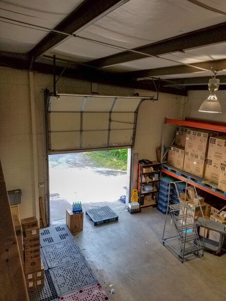 More Photos Of 1901 Margaret St, Winston-Salem Warehouse For Lease