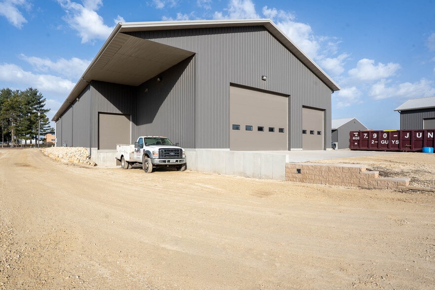 More Photos Of N5550 County Road Z, Onalaska Flex For Sale