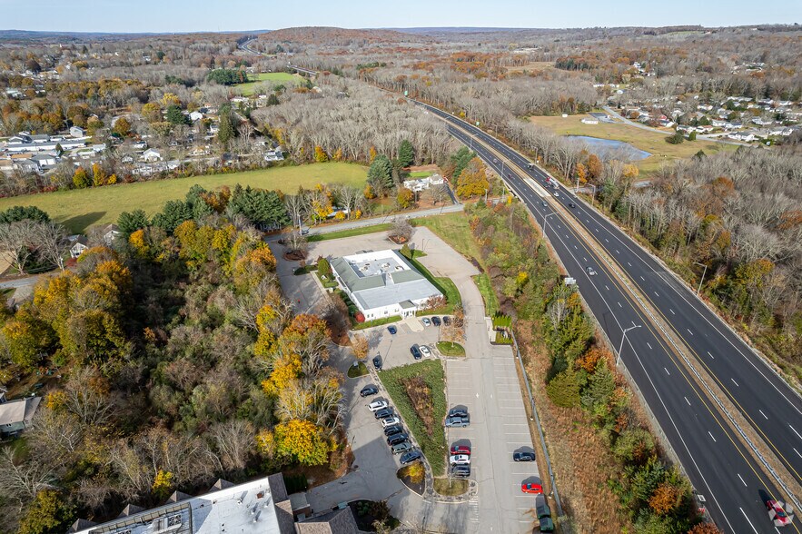 More Photos Of 31 Dow Rd, Plainfield Medical For Lease