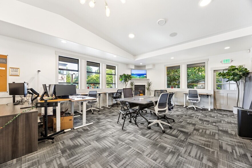 More Photos Of 8004 Mukilteo Speedway, Mukilteo Unknown For Lease