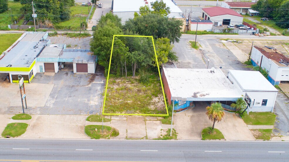 829 W Oglethorpe Blvd  