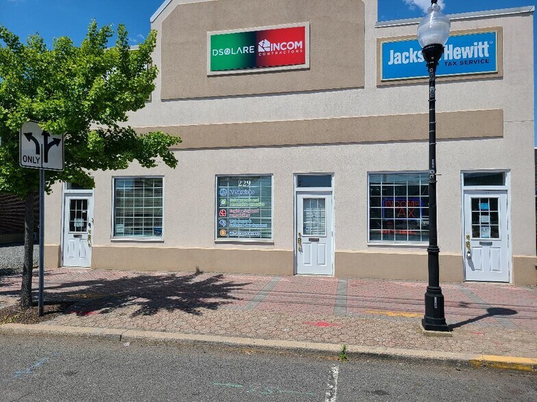 Primary Photo Of 229 N Main St, Manville Office For Lease