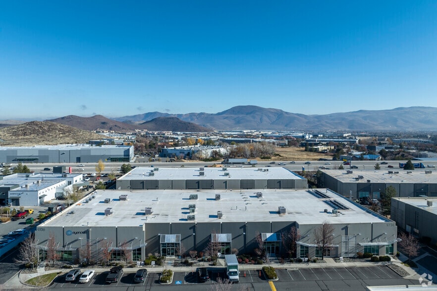 More Photos Of 9736 S Virginia St, Reno Showroom For Lease