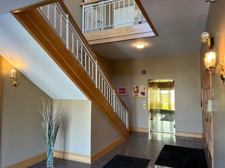 More Photos Of 4775 Linglestown Rd, Harrisburg Office For Lease