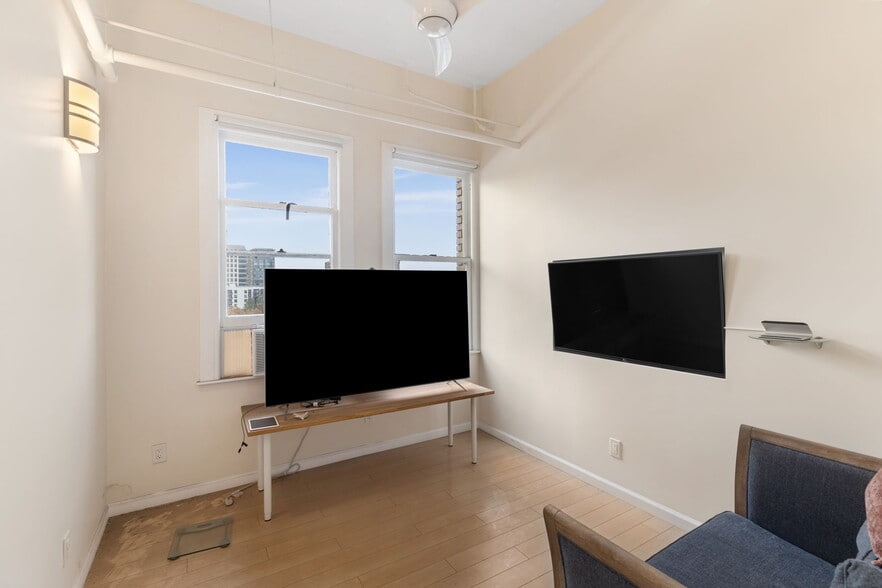 More Photos Of 28 N 1st St, San Jose Office For Sale