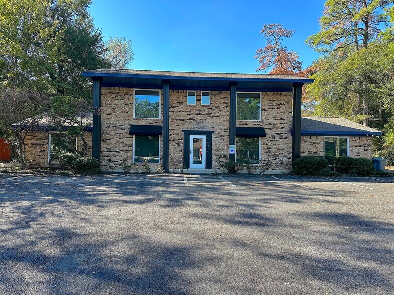 More Photos Of 26519 Oak Ridge Dr, Spring Storefront Retail Office For Sale