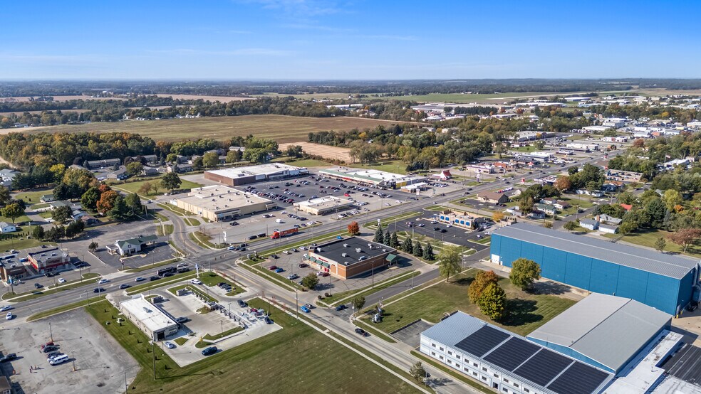 More Photos Of 950 S Centerville Rd, Sturgis Drugstore For Sale