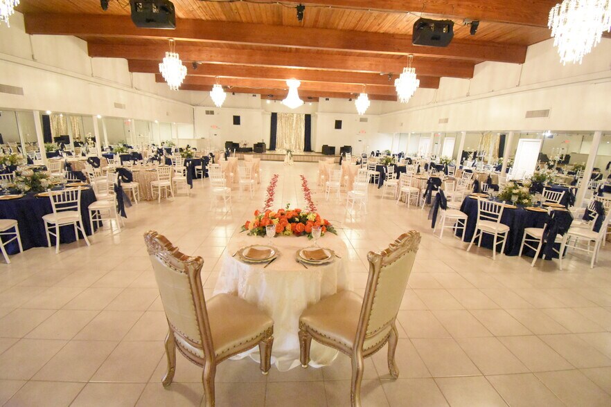 More Photos Of 401 Pennsylvania St, South Houston Lodge Meeting Hall For Sale