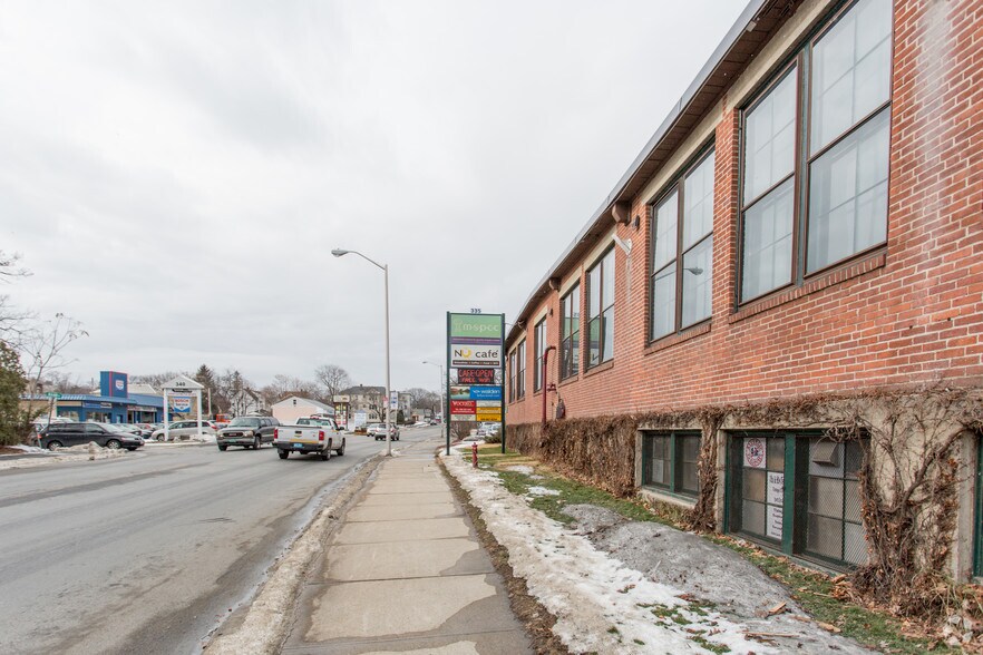 335 Chandler St, Worcester, MA 01602 Lofts/Showrooms For Lease