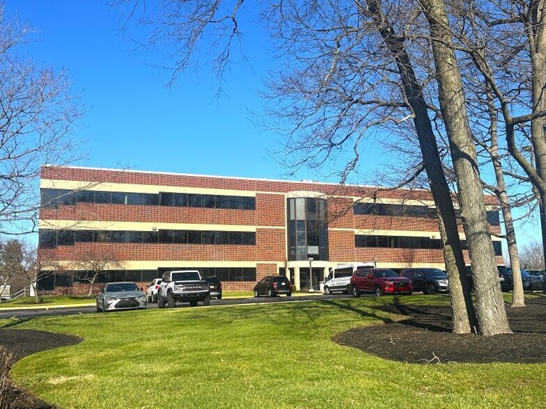 More Photos Of 6601 Centerville Business Pky, Centerville Medical For Lease