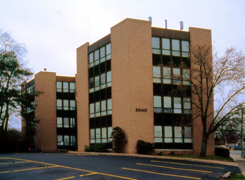 Primary Photo Of 2040 Millburn Ave, Maplewood Medical For Lease