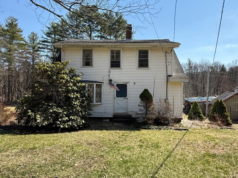 More Photos Of 137 Southbridge Rd, Charlton Warehouse For Sale