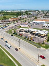 More Photos Of 501-511 Holly Ln, Mankato General Retail For Lease