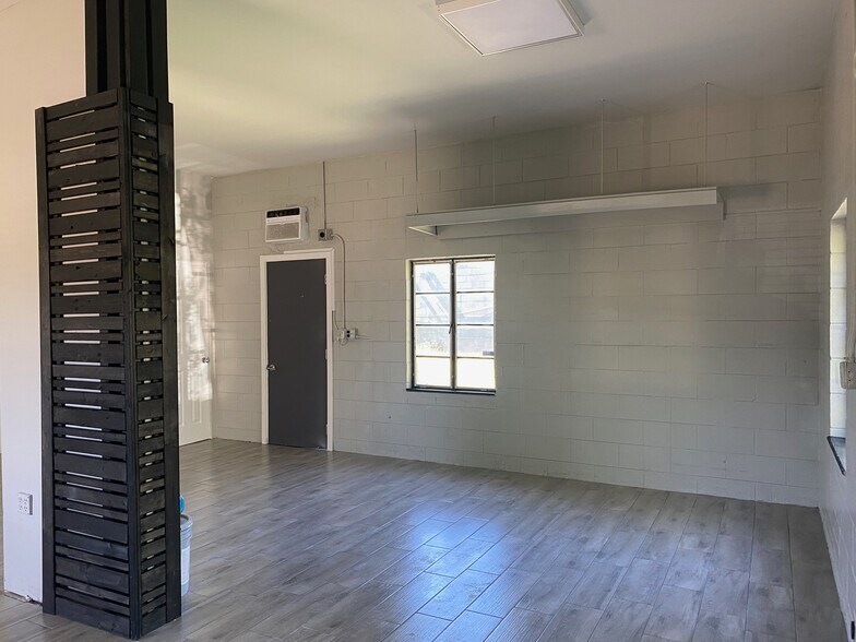 More Photos Of 2227 W Fairbanks Ave, Winter Park Office For Lease