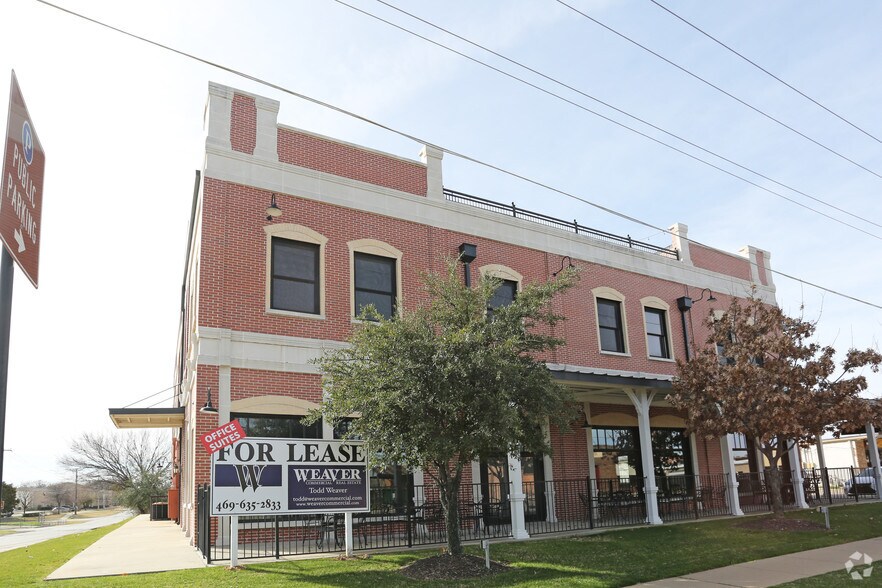 More Photos Of 140 E Main St, Lewisville Coworking Space
