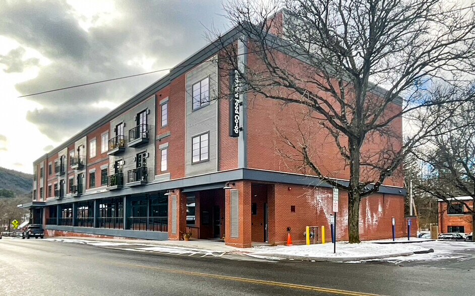 More Photos Of 34 Bridge St, Great Barrington Apartments For Lease