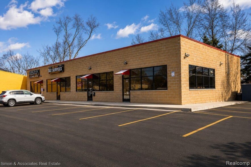 Primary Photo Of 3065 Oakwood Blvd, Melvindale Loft Creative Space For Lease