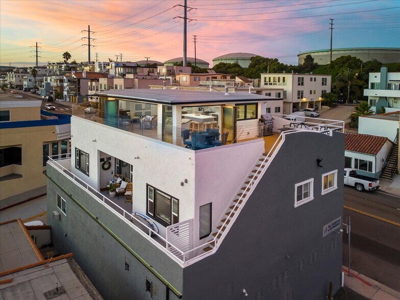 More Photos Of 3921 Highland Ave, Manhattan Beach Storefront Retail Residential For Sale