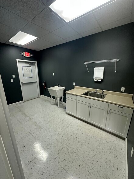 More Photos Of 2555 Boiling Springs Rd, Boiling Springs Medical For Lease