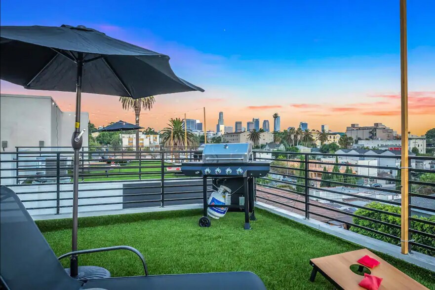 More Photos Of 216 N Coronado St, Los Angeles Multifamily For Sale